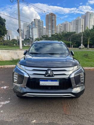 MITSUBISHI PAJERO SPORT 2.4 16V MIVEC TURBO DIESEL HPE-S AWD AUTOMÁTICO MITSUBISHI PAJERO SPORT 2.4 16V MIVEC TURBO DIESEL HPE-S AWD AUTOMÁTICO
